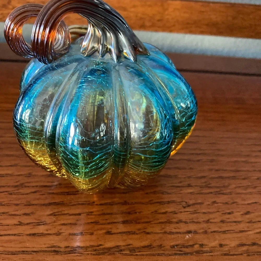 Art Glass Pumpkin Pier One hand blown Thanksgiving 5 1/2”